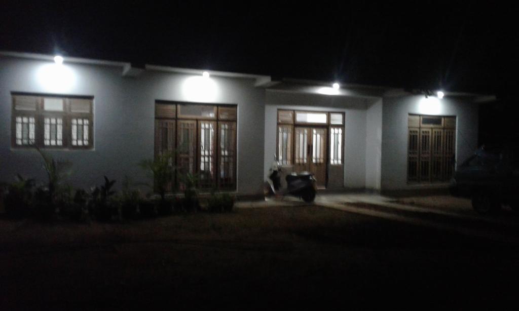Miracle Home Stay Dambulla Exteriör bild