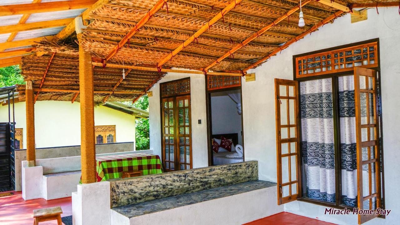Miracle Home Stay Dambulla Exteriör bild